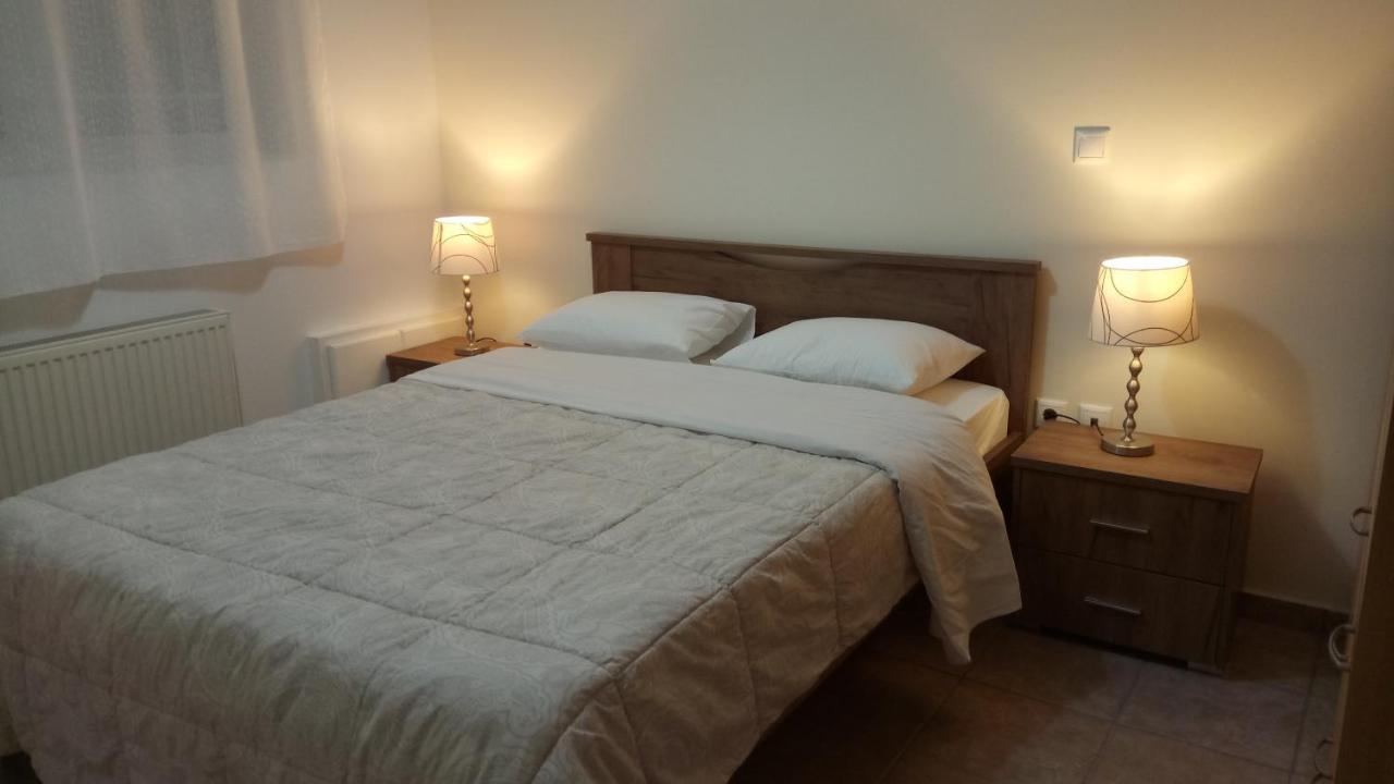 Overnight Athens Airport And Raphina Port Apartment Артемида Екстериор снимка